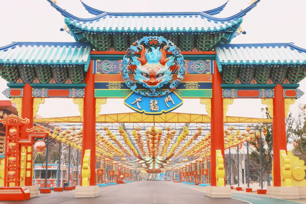 湖北围城新材料解读：高分子防水卷材与防水涂料在大型基建中的选型对比分析正文配图 1